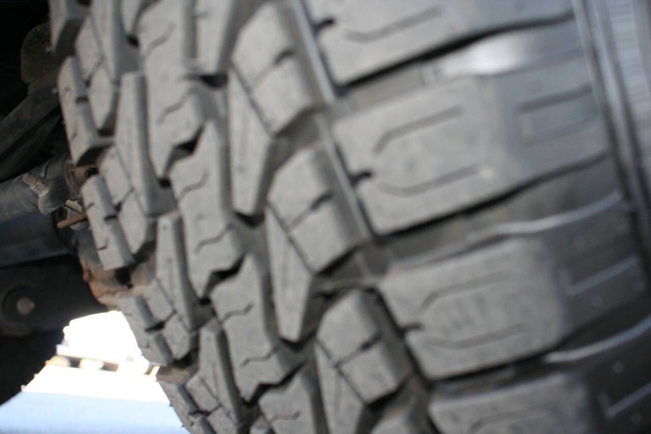 Used 2009 Ford F350 FX4 AWD/4WD image 10