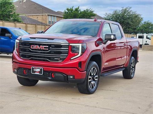 Used 2024 GMC Sierra 1500 AT4 w/ Technology Package AWD/4WD image 11