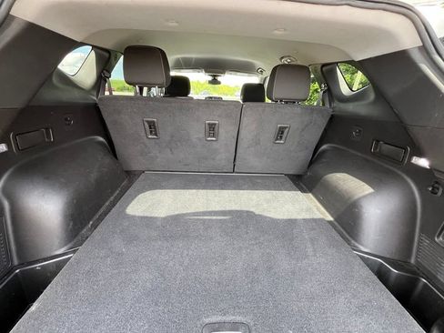 Used 2023 Chevrolet Blazer LT FWD image 25
