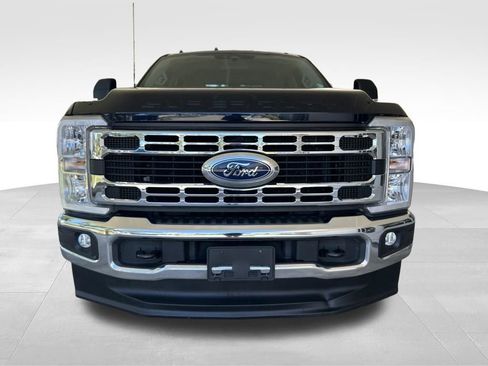 Used 2025 Ford F350 XLT AWD/4WD image 11