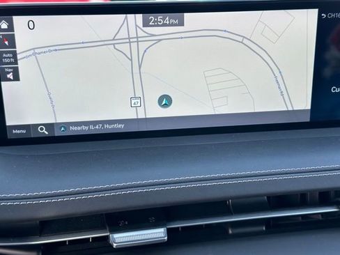 Used 2023 Genesis GV70 2.5T w/ Sport Prestige Package image 32