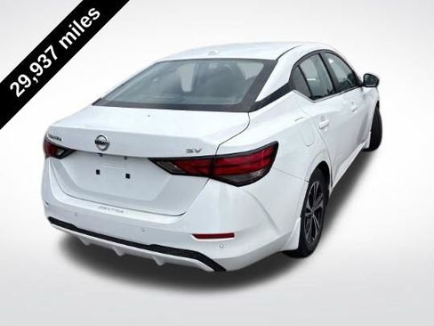 Used 2021 Nissan Sentra SV FWD image 2