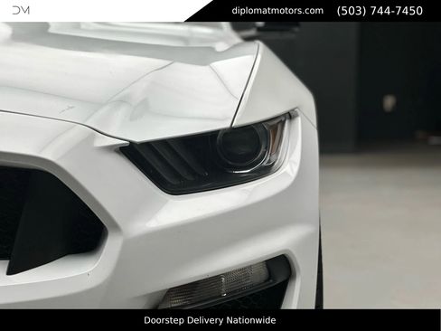 Used 2016 Ford Mustang Shelby GT350 w/ Technology Package image 13