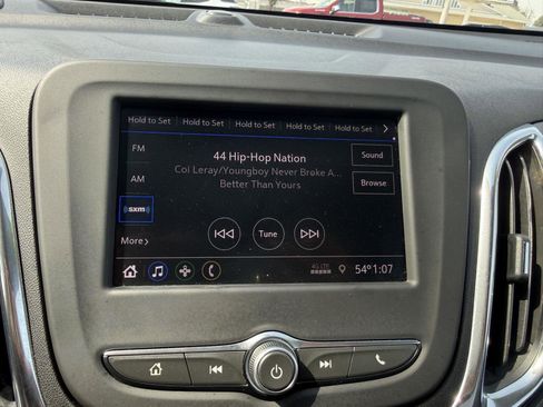 Used 2020 Chevrolet Equinox LT image 14