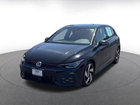 Used 2026 Volkswagen Golf S FWD image 7