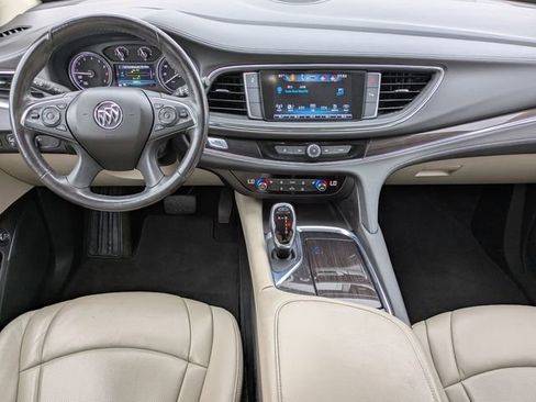 Used 2019 Buick Enclave Essence FWD image 15