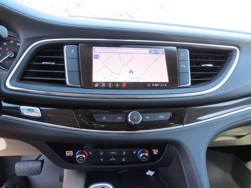 Used 2020 Buick Enclave Essence w/ Sound and Sites Package FWD image 24