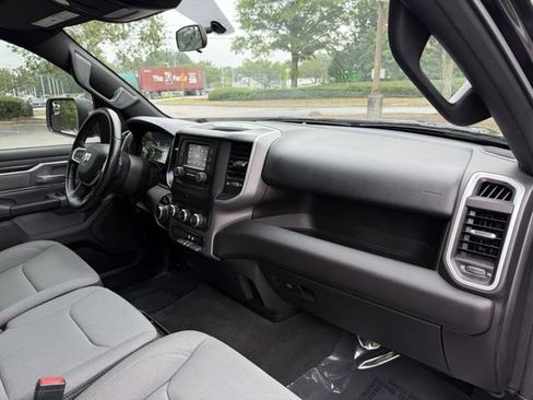 Used 2022 RAM 1500 Big Horn RWD image 30