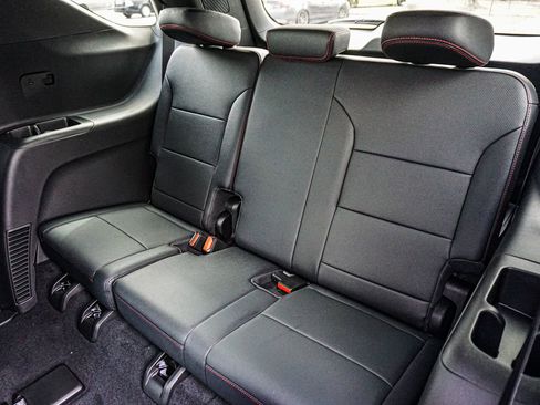 New 2026 Chevrolet Traverse Z71 w/ Driver Confidence Package image 19