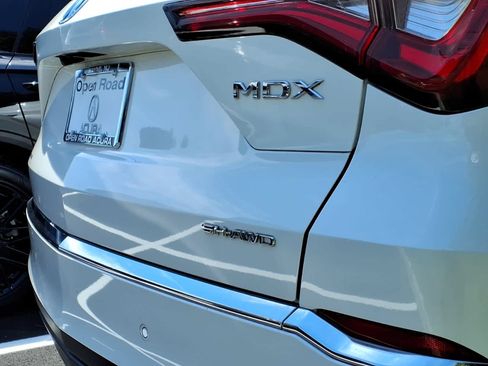 Certified 2024 Acura MDX SH-AWD w/ Advance Package image 8