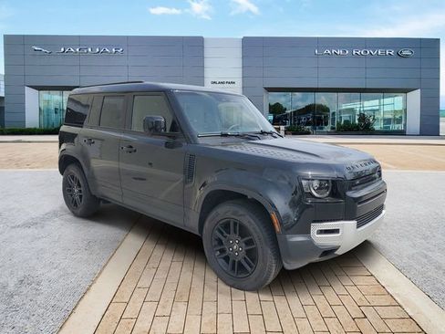 Certified 2025 Land Rover Defender 110 S AWD/4WD image 3