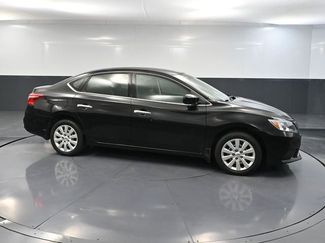 Used 2018 Nissan Sentra S video 3