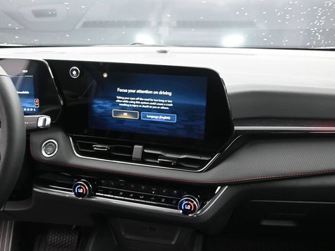 New 2026 Chevrolet Equinox RS w/ Convenience Package III FWD image 15