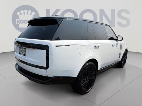 Used 2025 Land Rover Range Rover SE AWD/4WD image 7