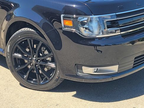 Certified 2019 Ford Flex SEL w/ Equipment Group 202A AWD/4WD image 9