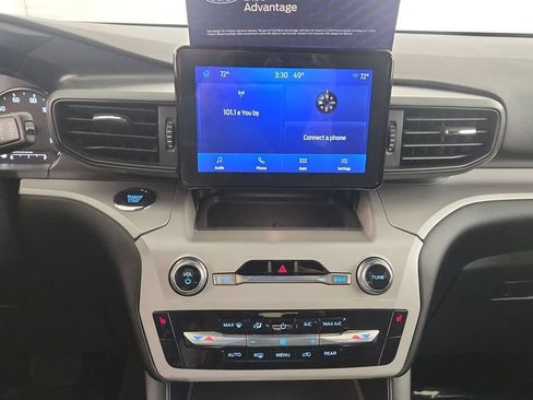 Certified 2024 Ford Explorer XLT AWD/4WD image 14