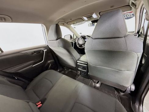 Used 2023 Toyota RAV4 LE image 28