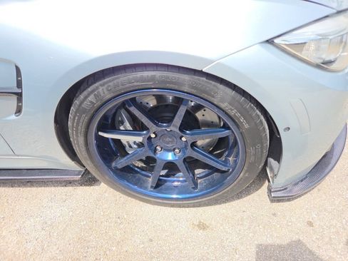 Used 2017 BMW M3 RWD image 3