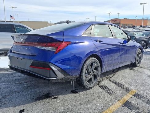 New 2026 Hyundai Elantra SEL Sport image 4