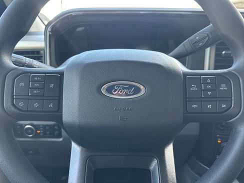 New 2026 Ford F250 XLT w/ XLT Premium Package AWD/4WD image 23
