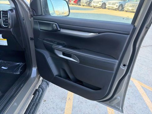 New 2025 Ford Ranger Lariat w/ FX4 Off-Road Package image 25