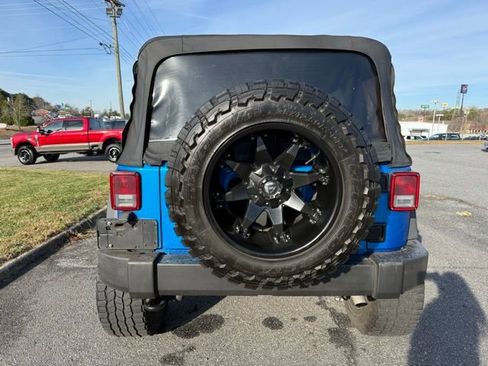 Used 2015 Jeep Wrangler Unlimited Sport w/ Quick Order Package 24S image 8