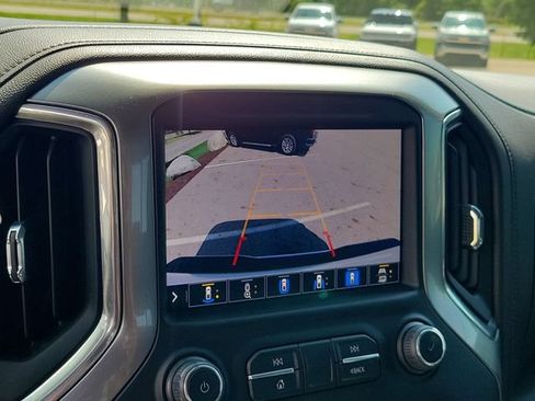 Used 2022 Chevrolet Silverado 2500 LTZ w/ LTZ Plus Package AWD/4WD image 22