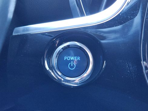 Used 2017 Toyota Prius Prime Advanced image 29