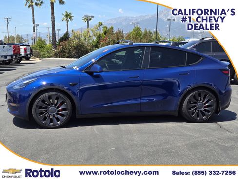 Used 2021 Tesla Model Y Performance AWD/4WD image 4