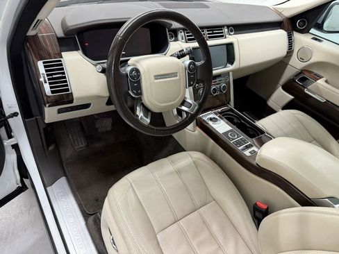 Used 2017 Land Rover Range Rover HSE image 37