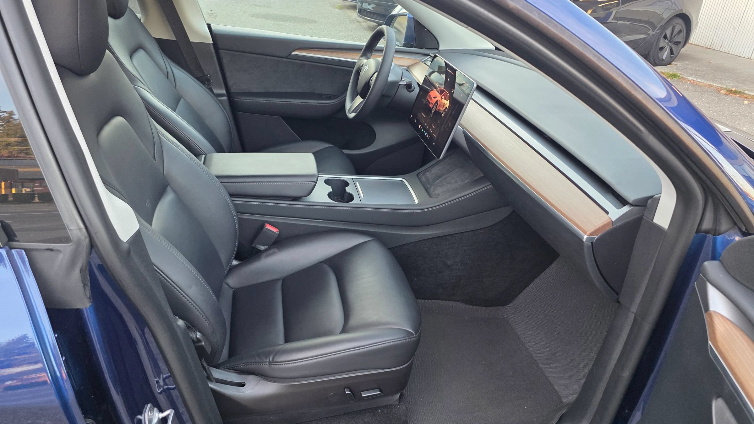 Used 2023 Tesla Model Y Long Range AWD/4WD image 14