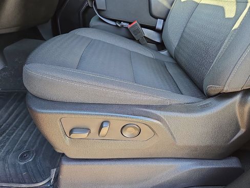 Used 2024 Chevrolet Silverado 1500 LT AWD/4WD image 23