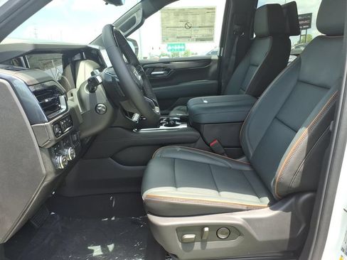 New 2026 GMC Yukon XL AT4 w/ AT4 Premium Plus Package AWD/4WD image 12