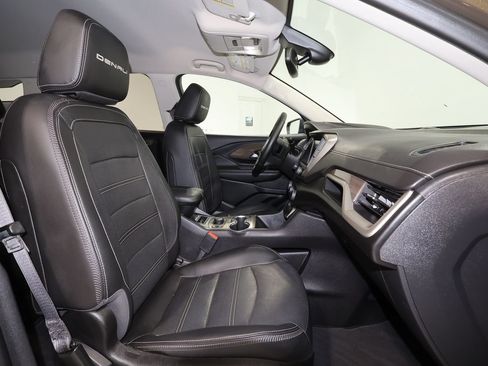 Used 2023 GMC Terrain Denali AWD/4WD image 26