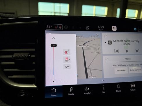 Used 2022 Chrysler Pacifica Touring-L w/ Uconnect Theater Family Group image 30