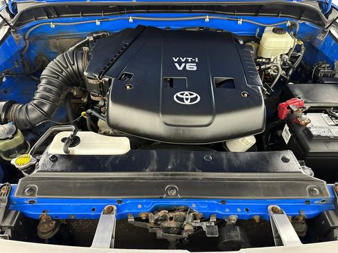 Used 2007 Toyota FJ Cruiser 4WD image 30