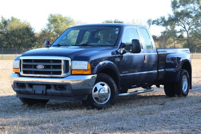 Used 2001 Ford F350 XLT RWD image 1