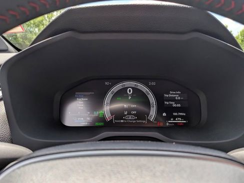 Used 2024 Toyota RAV4 XSE AWD/4WD image 18