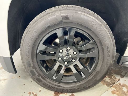 Used 2018 Chevrolet Tahoe LT image 23