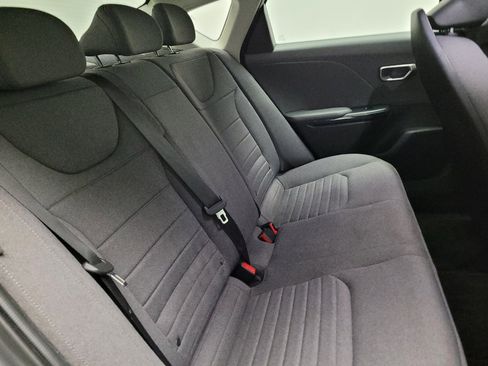 Used 2025 Kia K4 EX FWD image 19