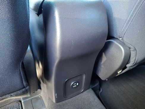 Certified 2022 Ford Escape SE image 11