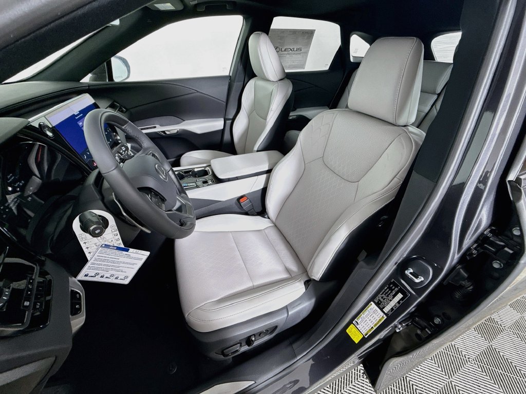 New 2026 Lexus RX 350 w/ Convenience Package AWD/4WD image 16