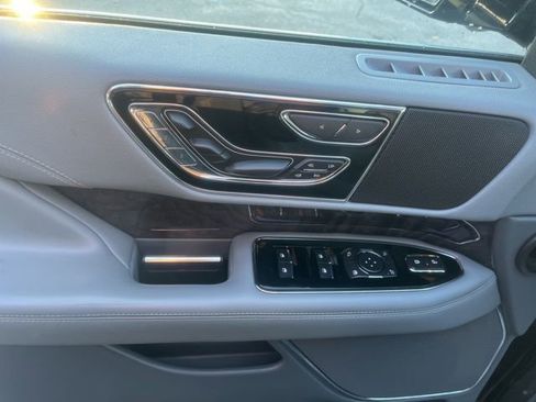 Used 2021 Lincoln Navigator Reserve w/ Equipment Group 208A image 21