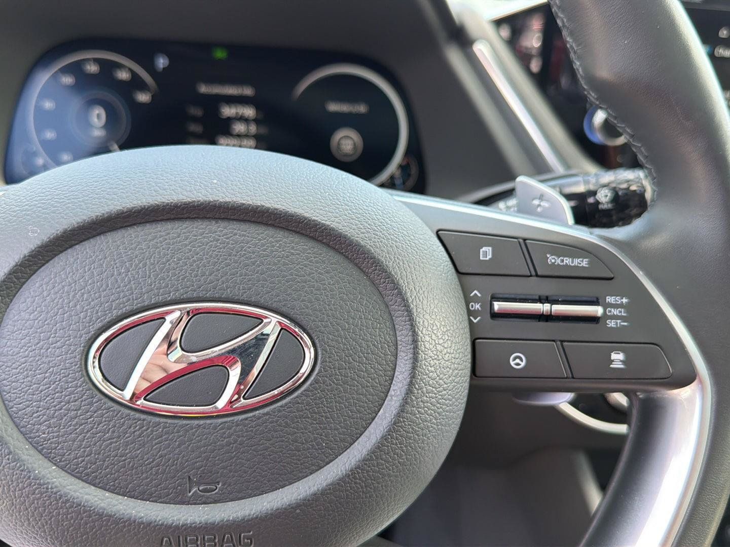 Used 2023 Hyundai Sonata Limited FWD image 22