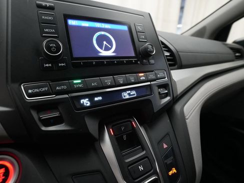 Used 2019 Honda Odyssey LX image 21