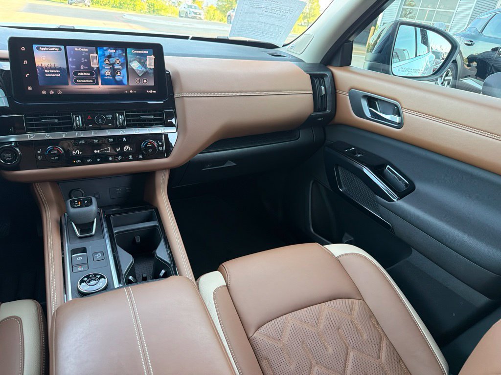 Used 2026 Nissan Pathfinder Platinum w/ Cargo Package AWD/4WD image 20