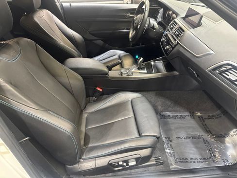 Used 2018 BMW M2 w/ Executive Package RWD image 39