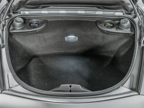 Used 2016 Porsche Boxster Spyder image 17