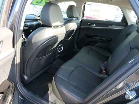 New 2025 Kia K5 EX image 13