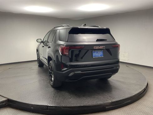 Used 2025 GMC Terrain Elevation w/ Elevation Premium Package AWD/4WD image 5